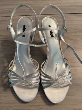 Unlisted Silver Strappy Womens Dress Sandals Heels